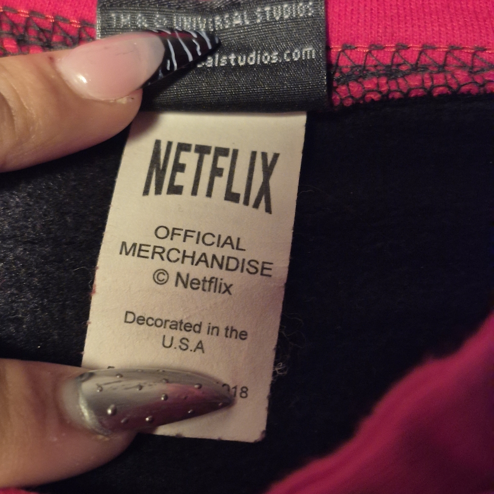Universal Studios x Stranger Things Hoodie - Picture 7 of 8